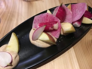 Yona radish and apple